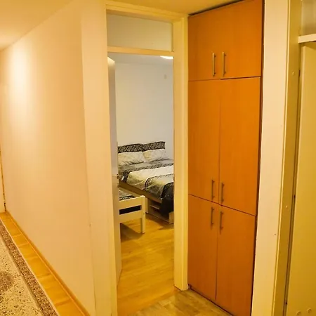 公寓 City Center Grand - Three-bedroom, Free Parking *
