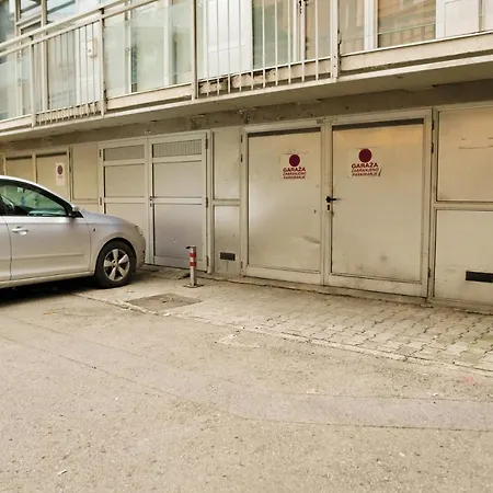 City Center Grand - Three-bedroom, Free Parking * 塞拉耶佛