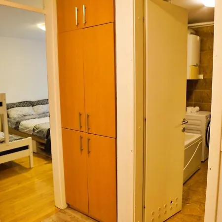 City Center Grand - Three-bedroom, Free Parking Apartment Sarajevo