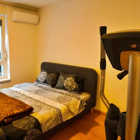 City Center Grand - Three-bedroom, Free Parking Sarajevo